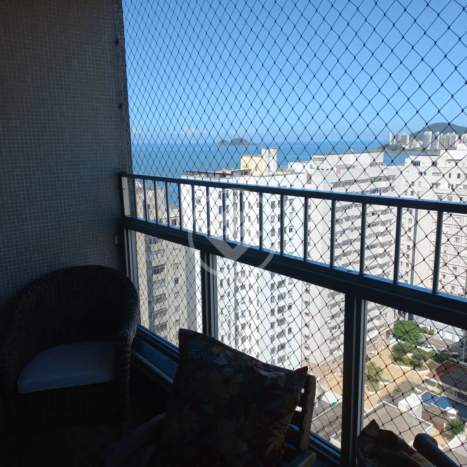 Image 2 - Apartamento em Pitangueiras, Guarujá - SP