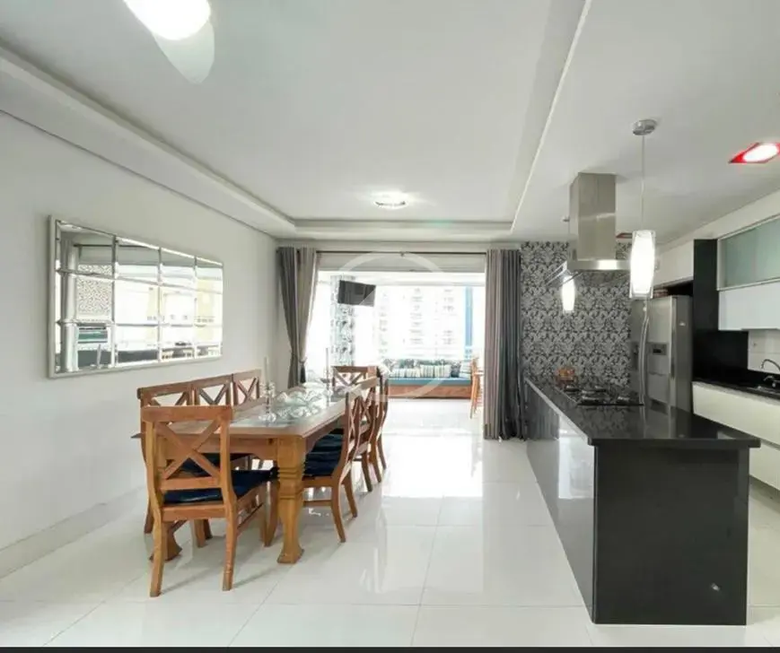 Image 2 - Apartamento em Jardim Astúrias, Guarujá - SP