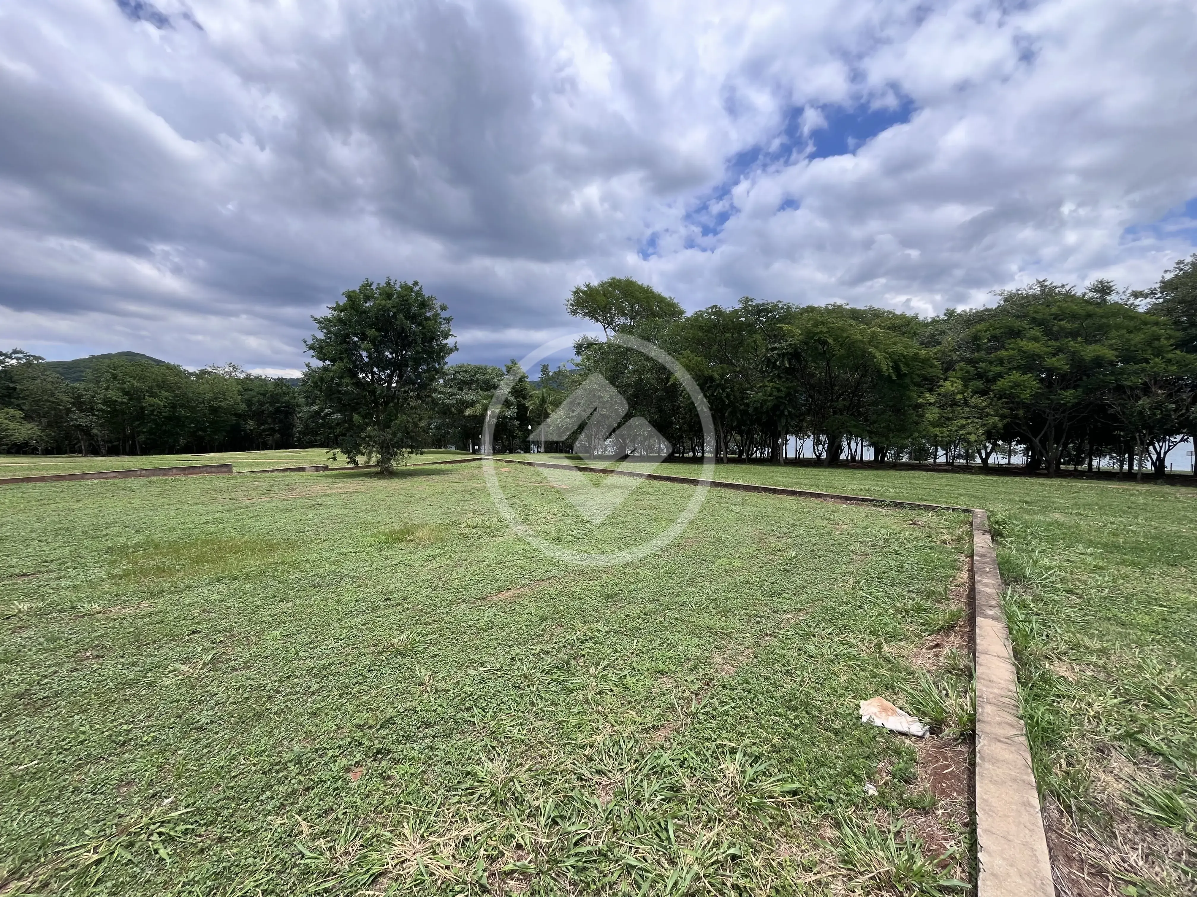 Imagem 2 - Terreno Condomínio em Residencial Enseada da Fronteira, Rifaina - SP