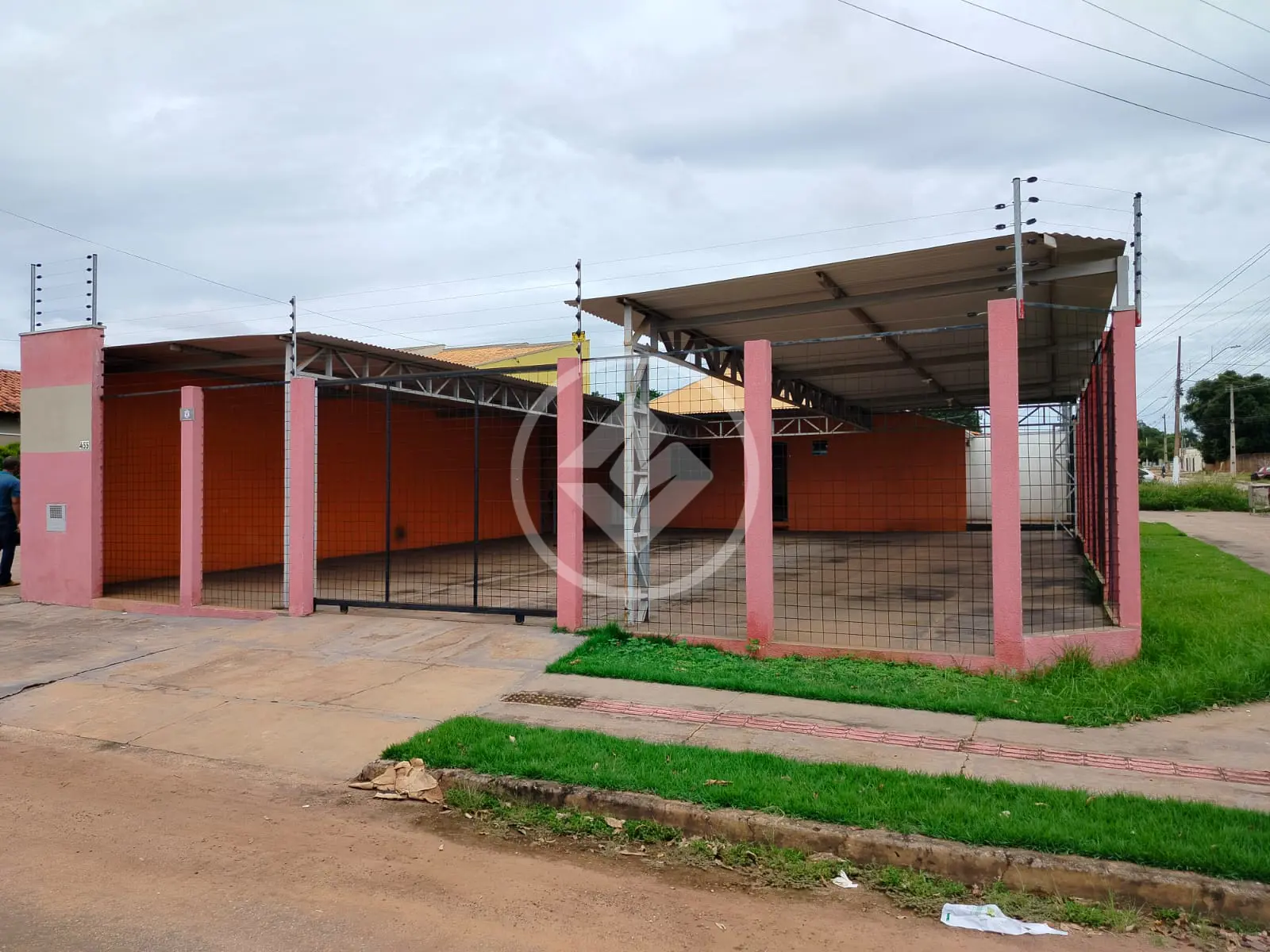 Garagem VILA IRACY, Rondonópolis - MT — foto 1