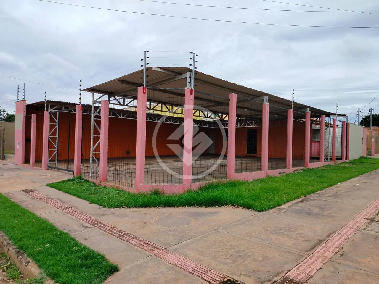 Garagem VILA IRACY, Rondonópolis - MT — foto 1
