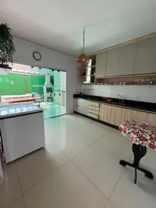Imagem 3 - Sobrado em Vila Aurora I, Rondonópolis - MT