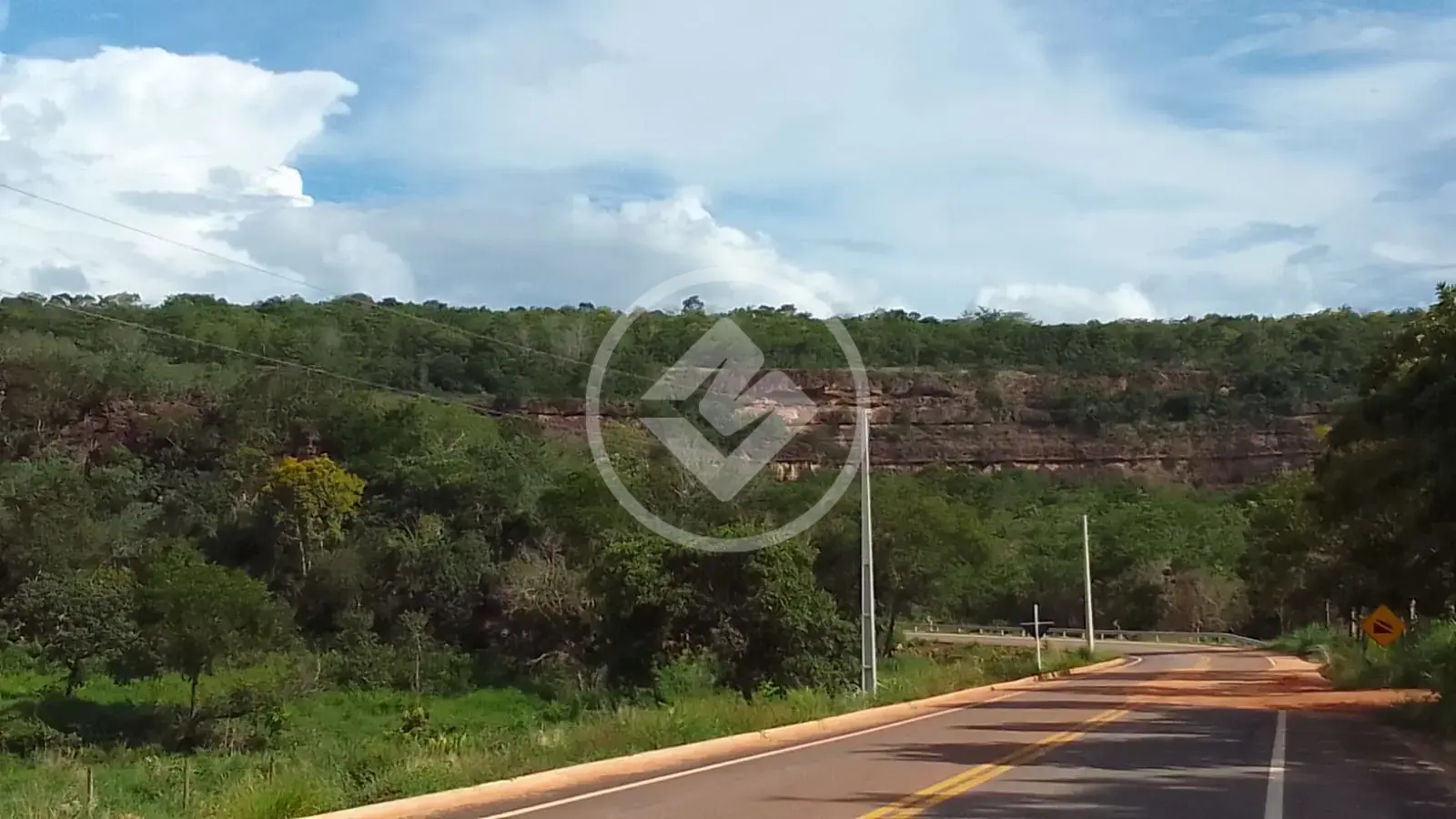 Imagem 1 - Chácara em Área Rural de Rondonópolis, Rondonópolis - MT