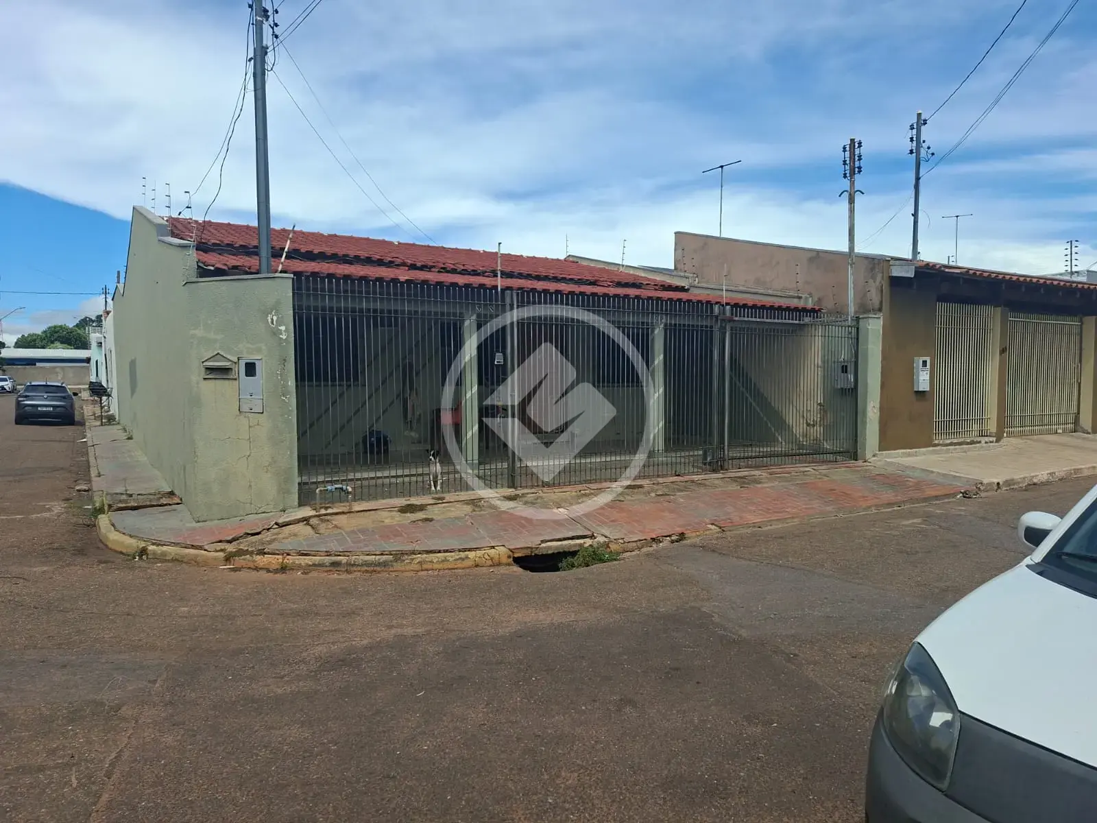 Imagem 1 - Casa em Parque Residencial Universitario, Rondonópolis - MT