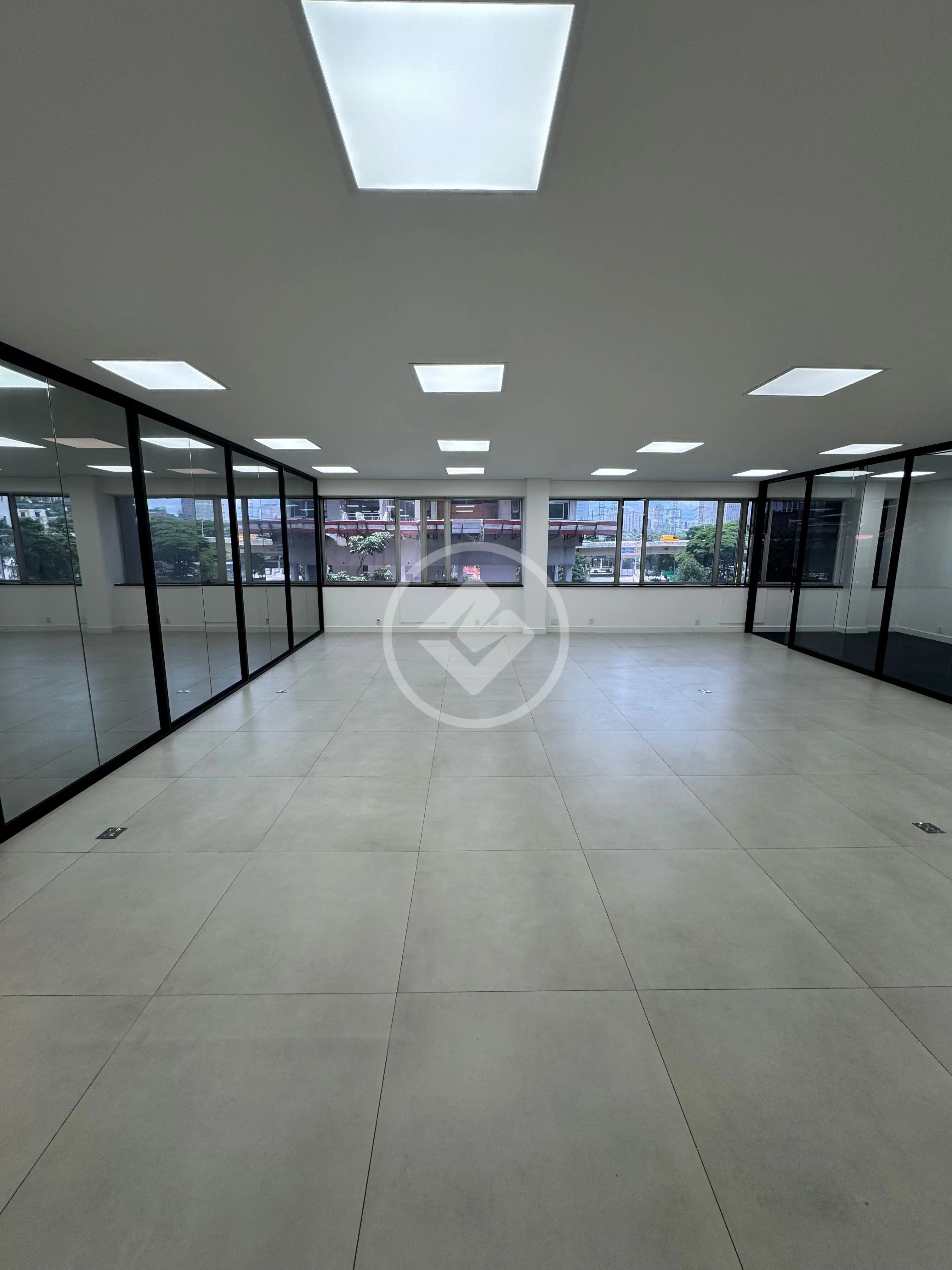 Imagem 2 - Sala Comercial em VILA OLIMPIA, São Paulo - SP
