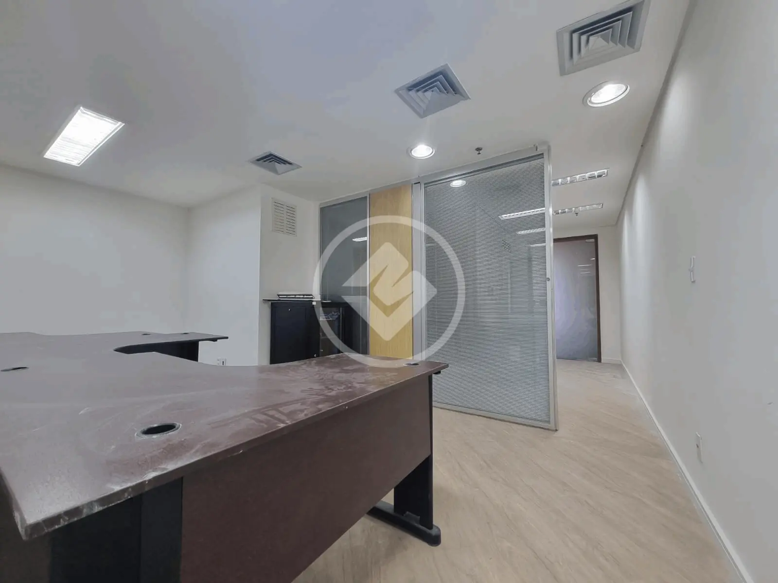 Imagem 4 - Sala Comercial em CIDADE MONÇÕES, São Paulo - SP