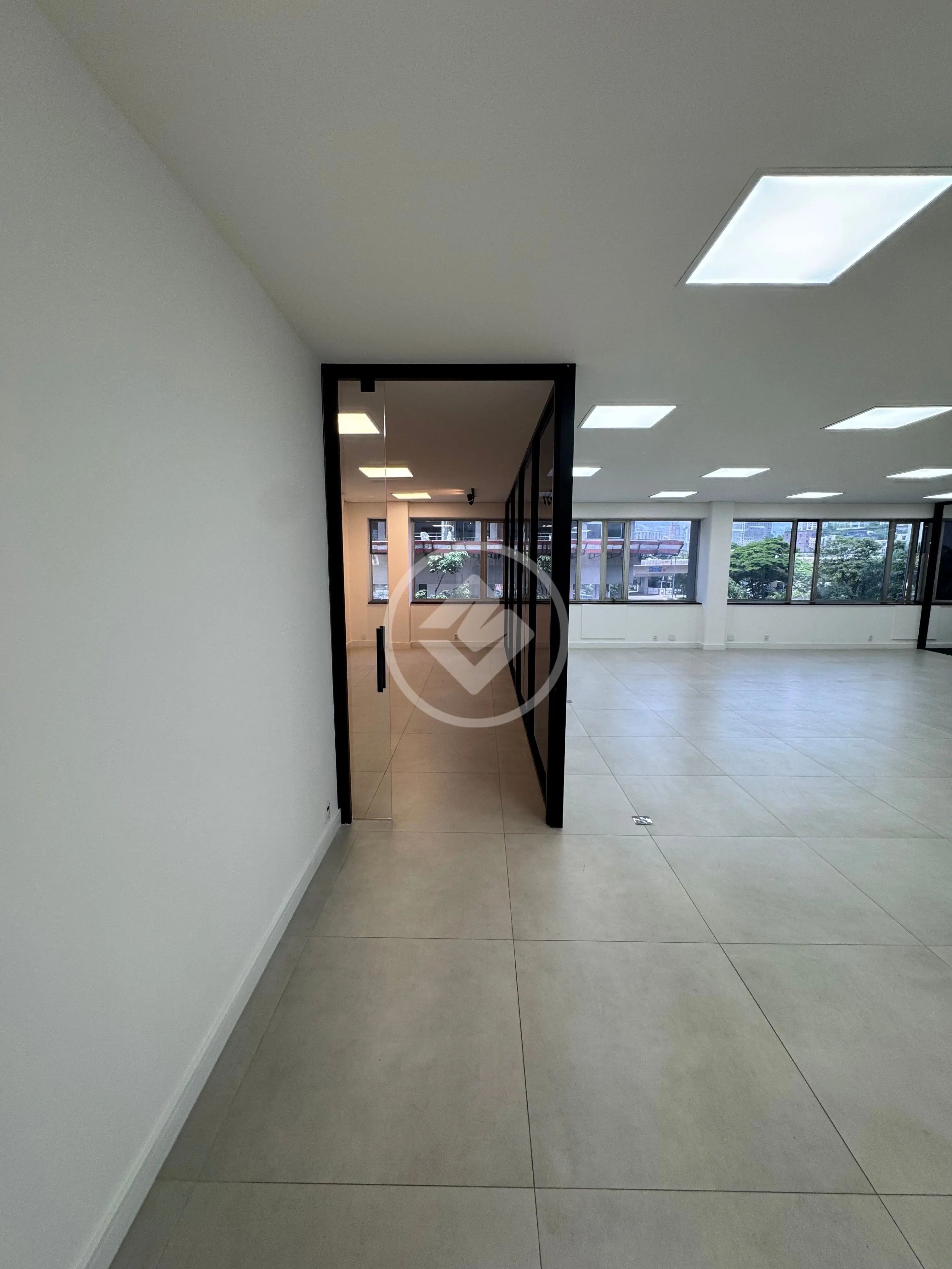 Imagem 3 - Sala Comercial em VILA OLIMPIA, São Paulo - SP