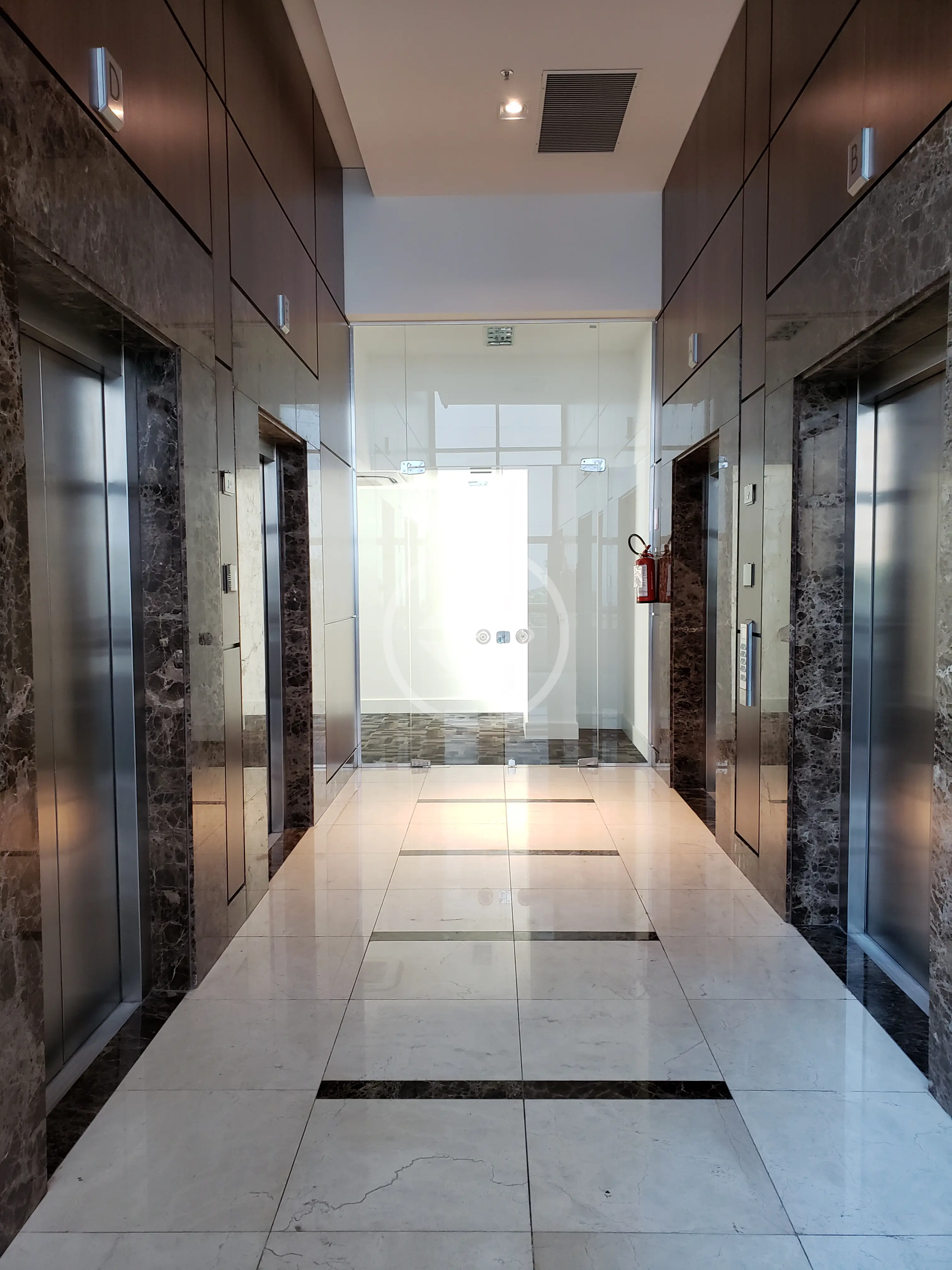 Imagem 1 - Sala Comercial em CIDADE MONÇÕES, São Paulo - SP