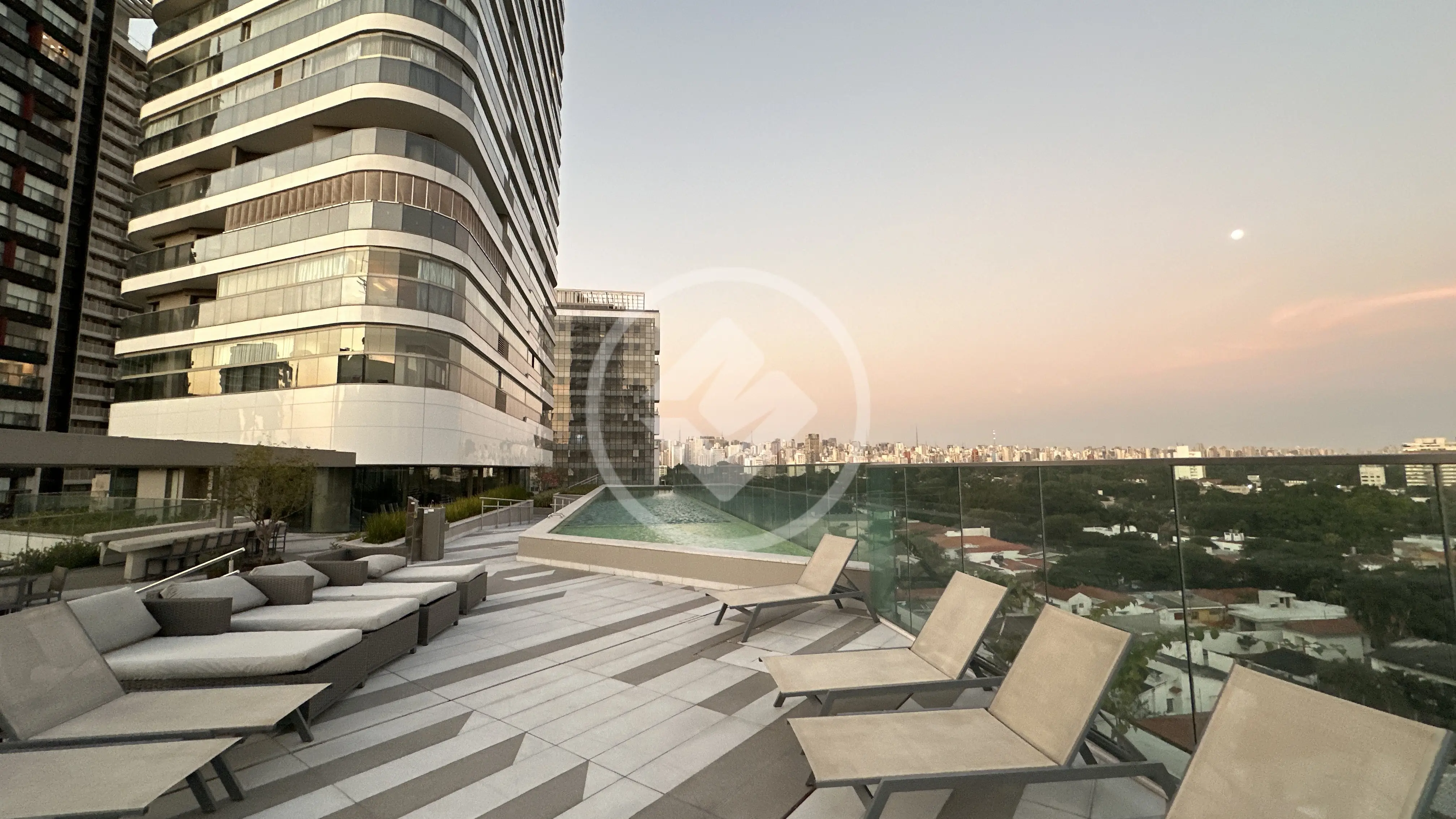 Imagem 3 - Apartamento em PINHEIROS, São Paulo - SP