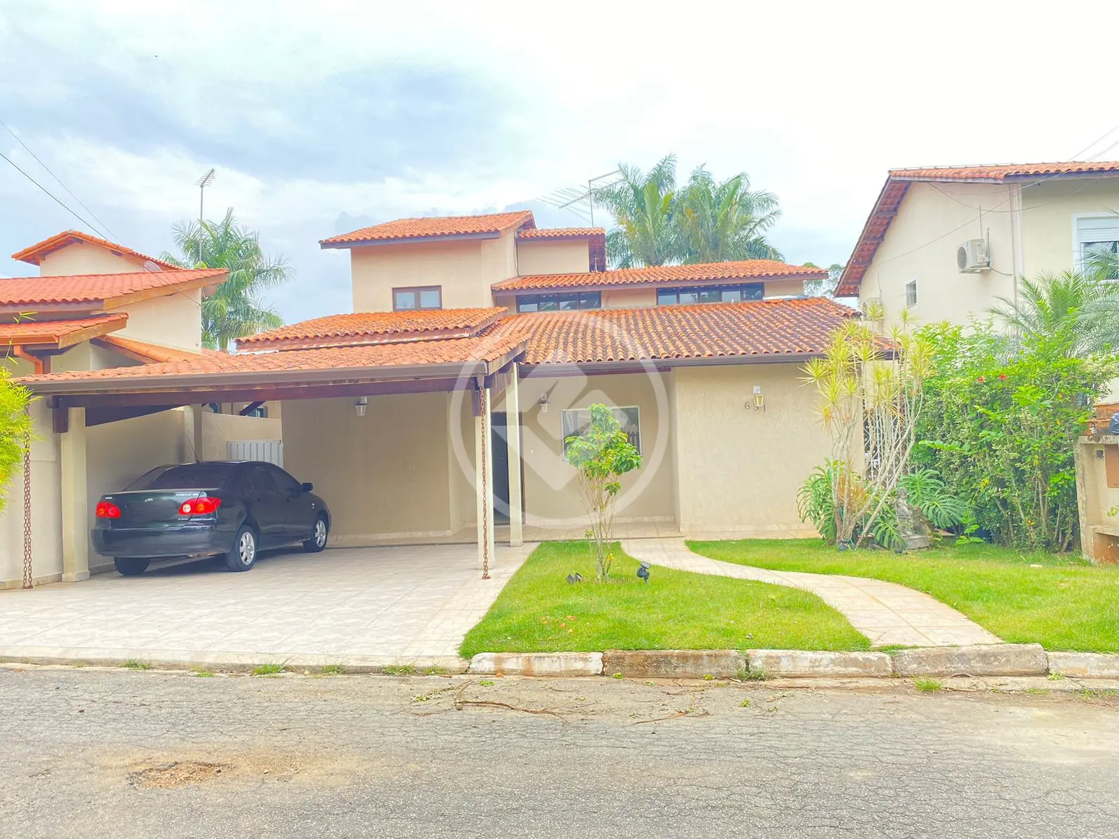 Casa Condomínio Jardim Ipês, Cotia - SP — foto 1