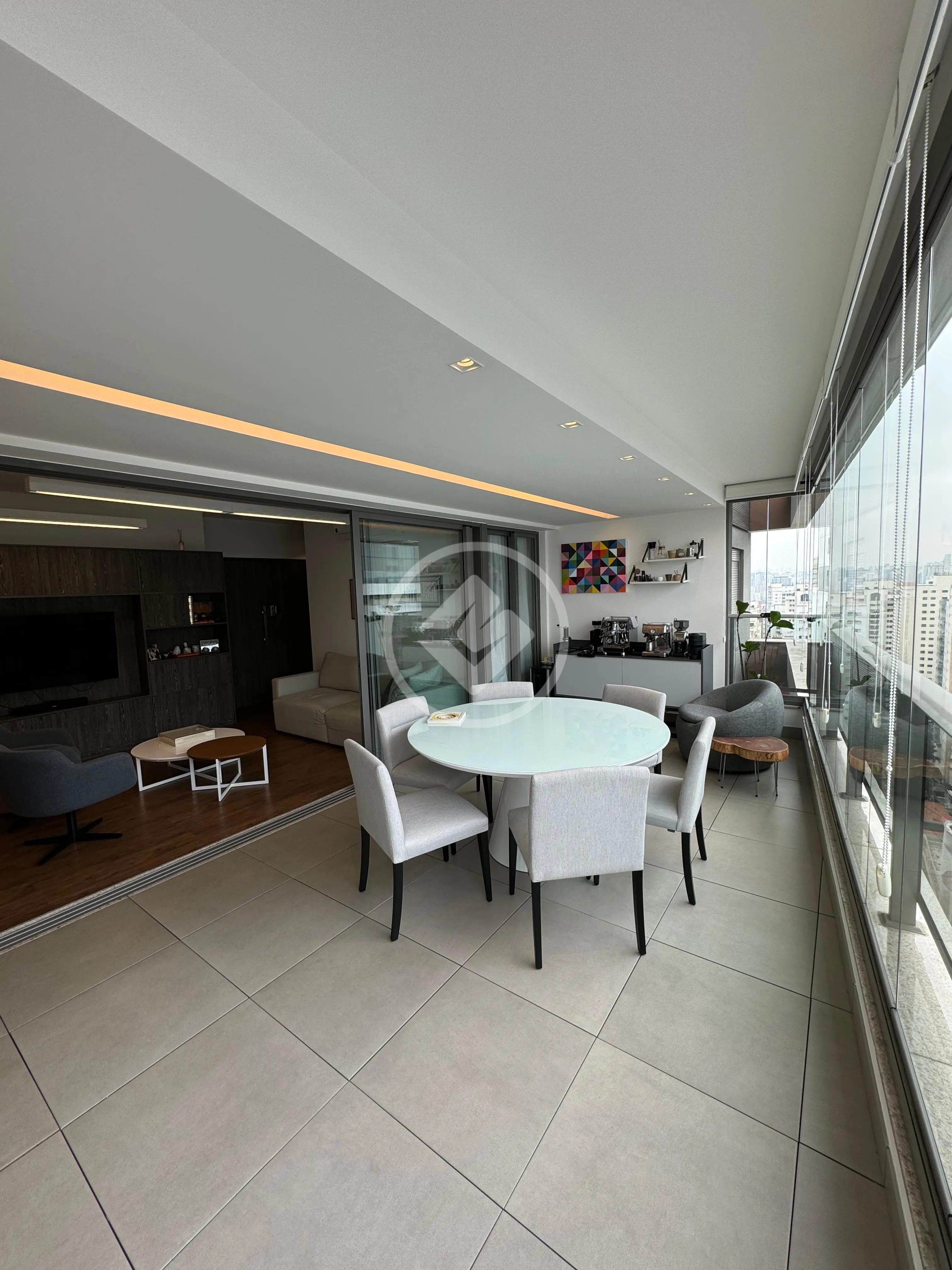 Imagem 5 - Apartamento em CIDADE MONÇÕES, São Paulo - SP