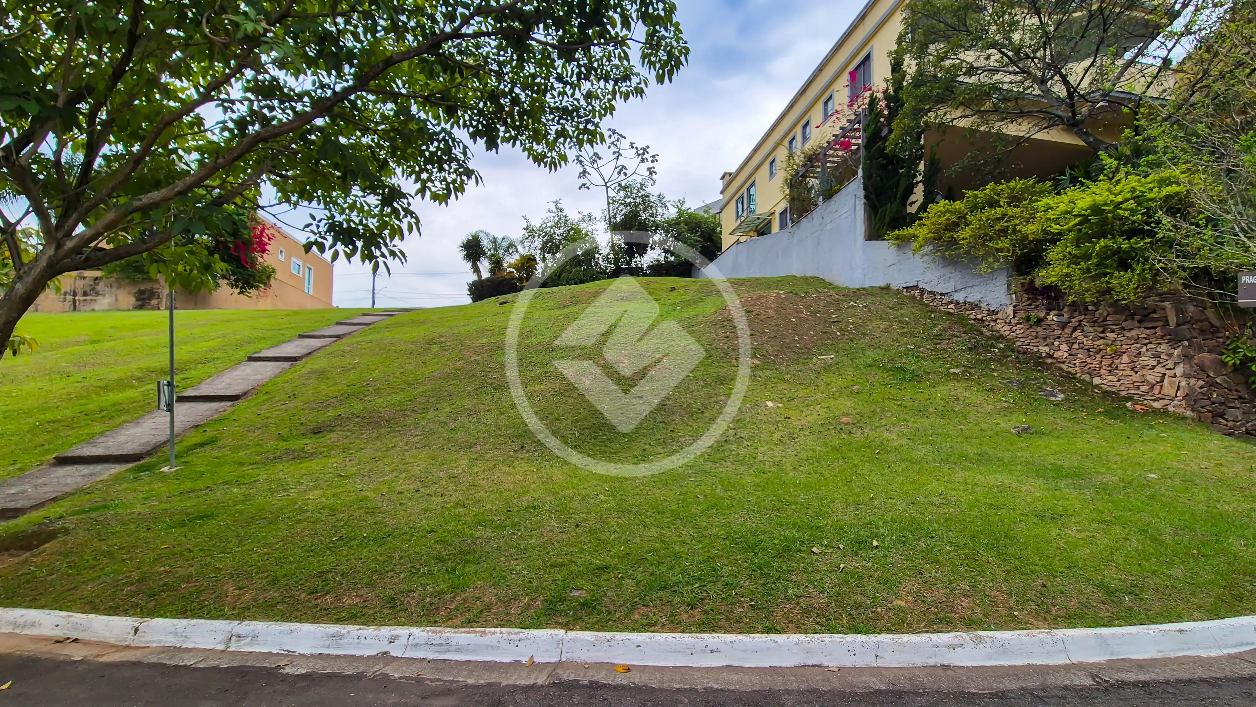 Imagem 1 - Terreno Condomínio em Alphaville, Santana de Parnaíba - SP