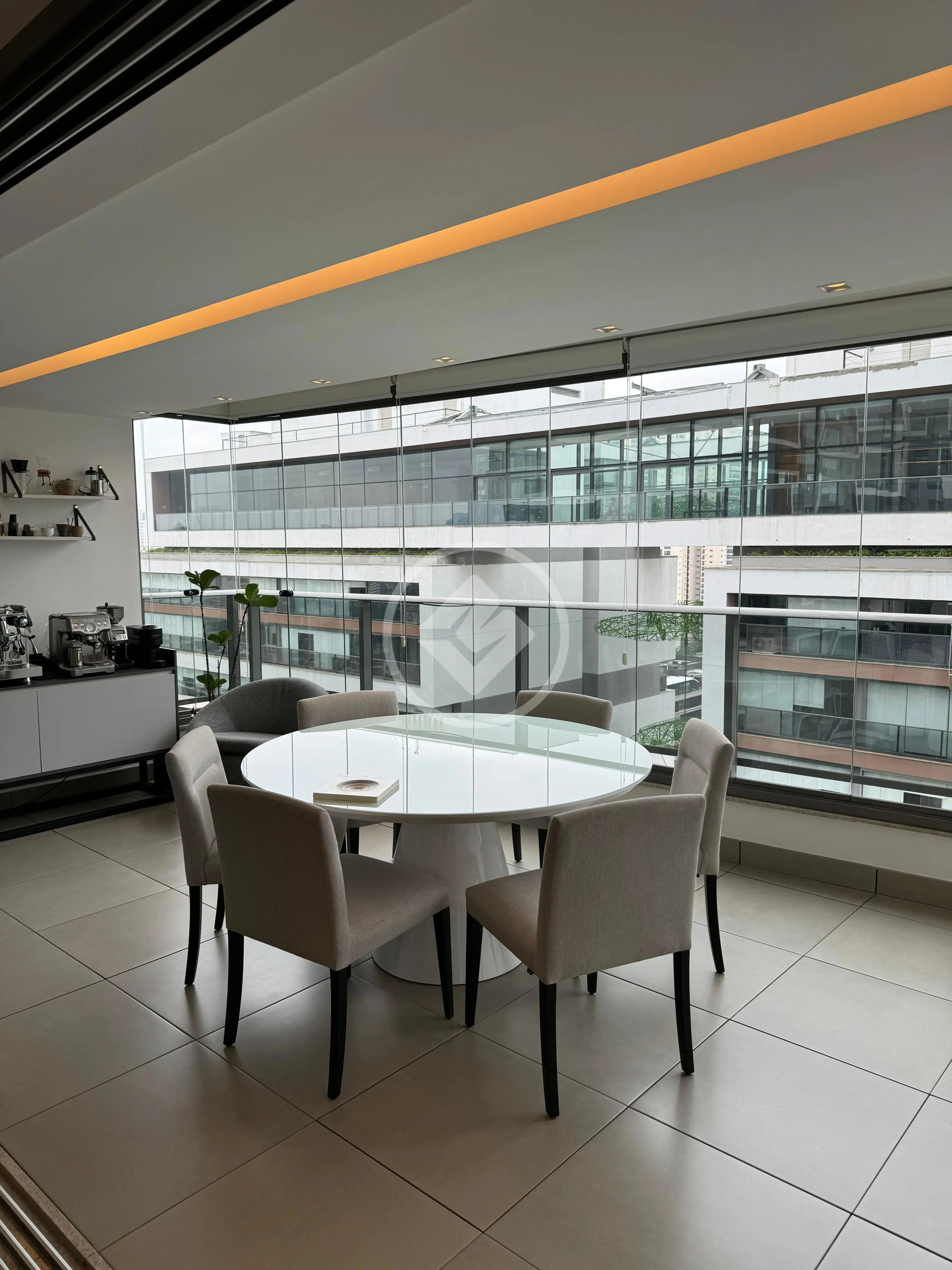 Imagem 6 - Apartamento em CIDADE MONÇÕES, São Paulo - SP