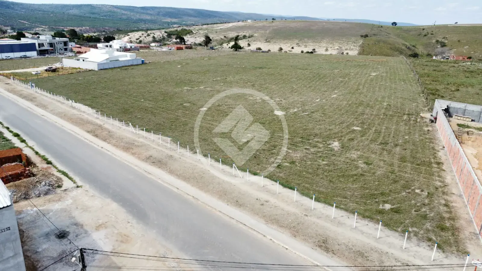 Imagem 1 - Terreno Comercial em Loteamento Novo Horizonte, Jaguaquara - BA