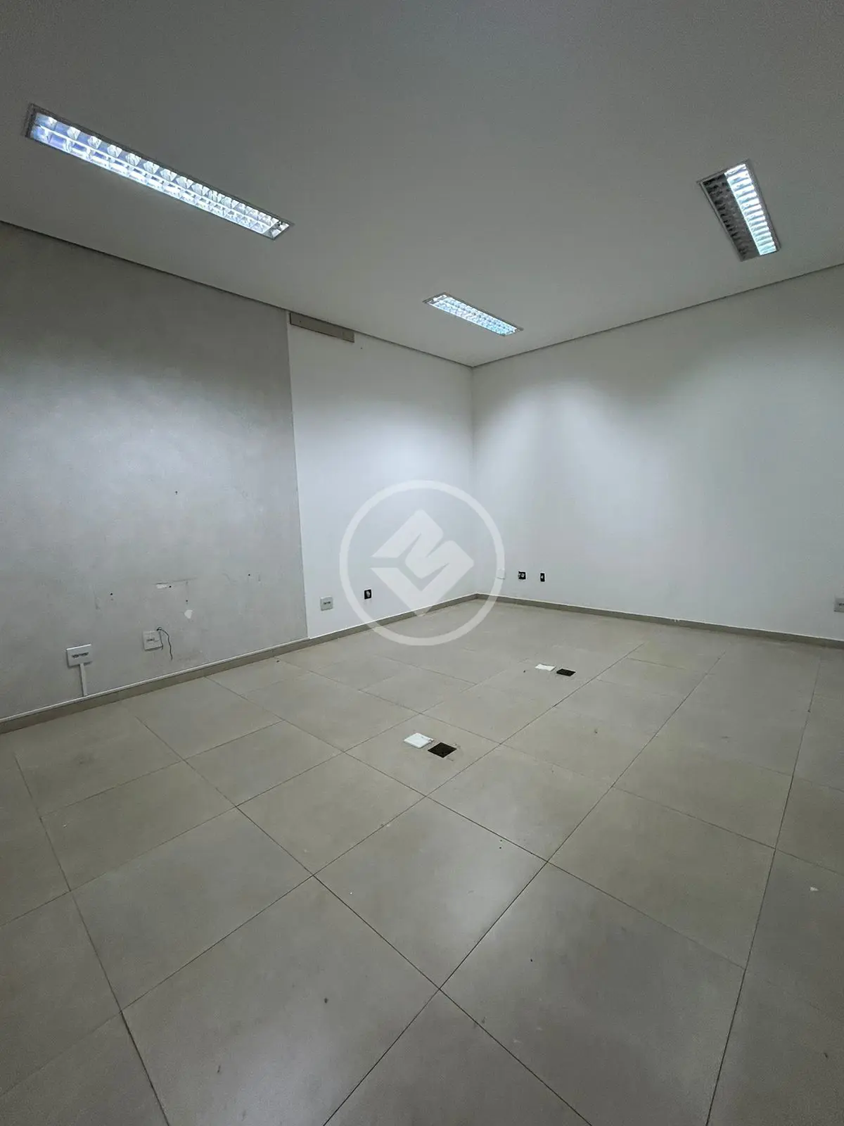 Imagem 2 - Sala Comercial em Segismundo Pereira, Uberlândia - MG