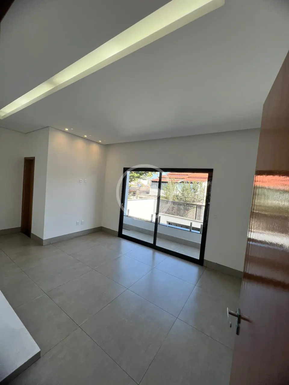 Sobrado SANTA MÔNICA, Uberlândia - MG — foto 1