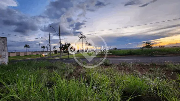 Imagem 1 - Terreno em Alto Umuarama, Uberlândia - MG