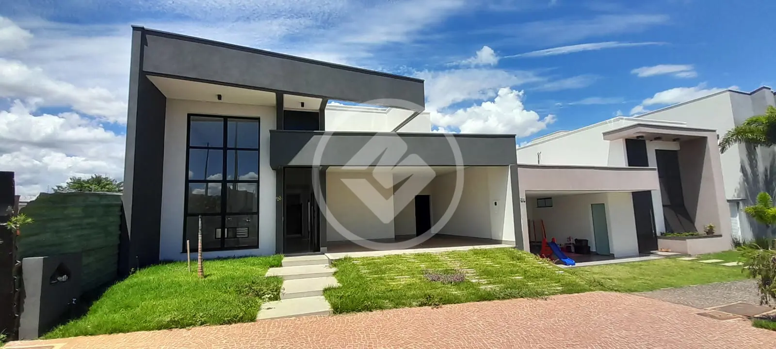 Casa Condomínio Grand Ville, Uberlândia - MG — foto 1