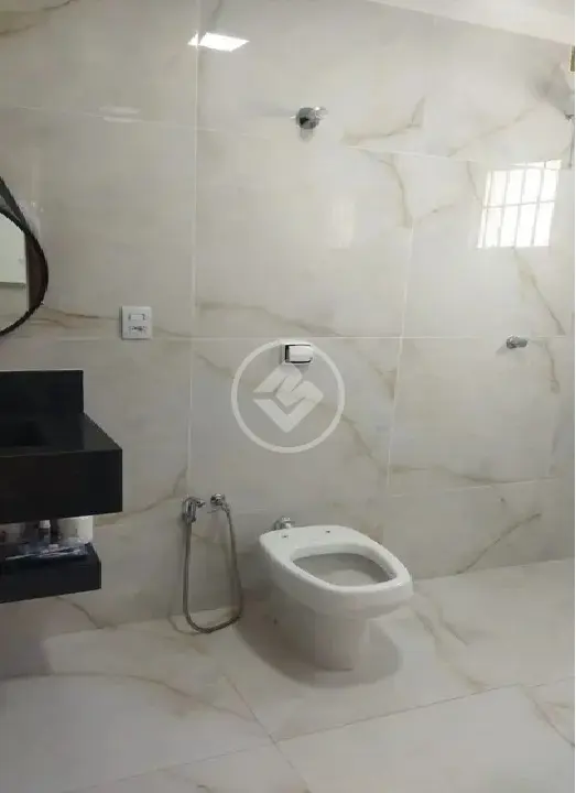 Imagem 3 - Casa em CIDADE JARDIM, Uberlândia - MG