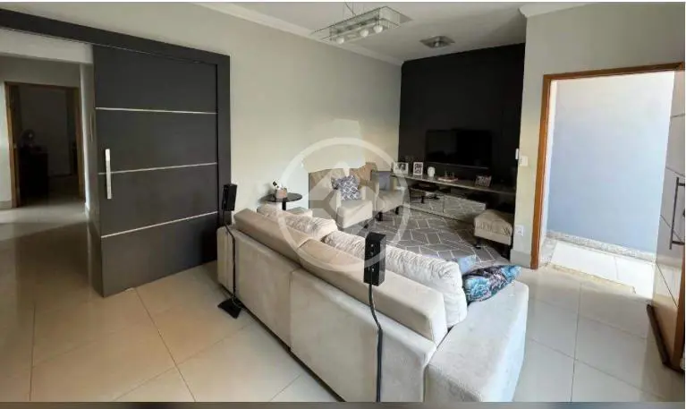 Imagem 1 - Casa em Tabajaras, Uberlândia - MG