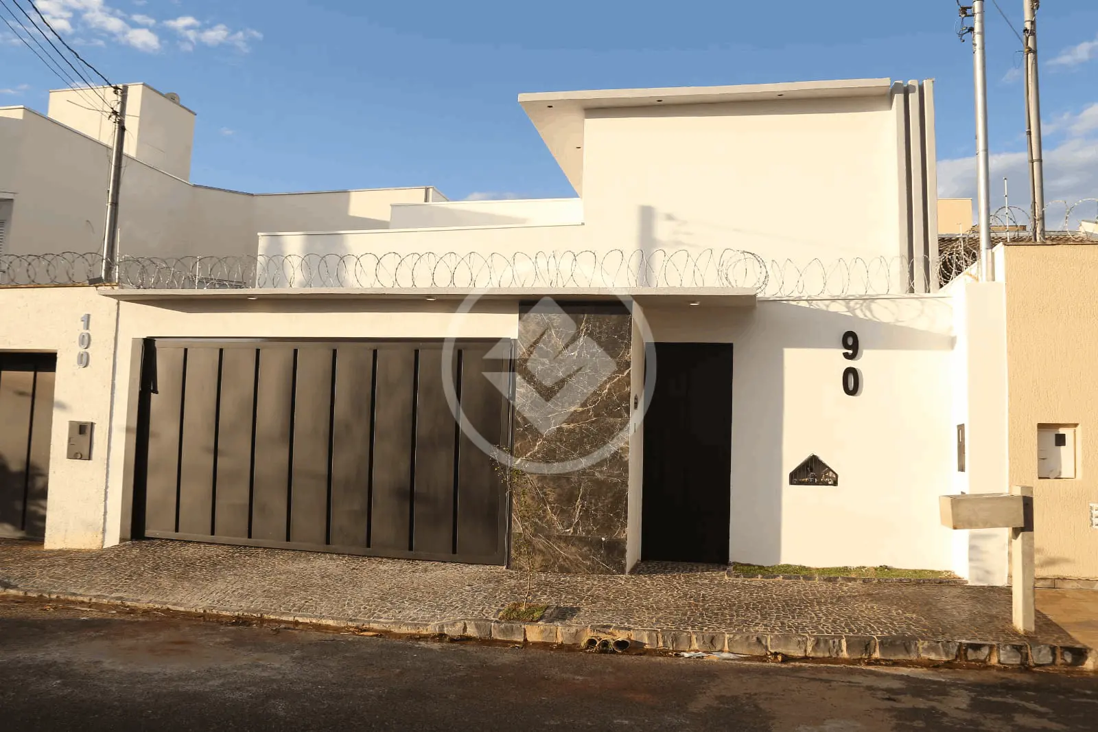 Casa Jardim Inconfidência, Uberlândia - MG — foto 1