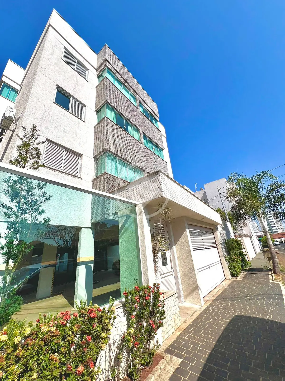 Image 11 - Apartamento em SANTA MÔNICA, Uberlândia - MG
