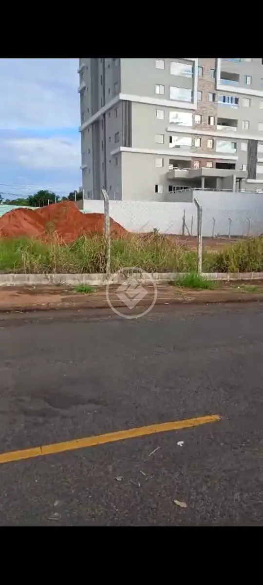 Imagem 2 - Terreno em SANTA MÔNICA, Uberlândia - MG