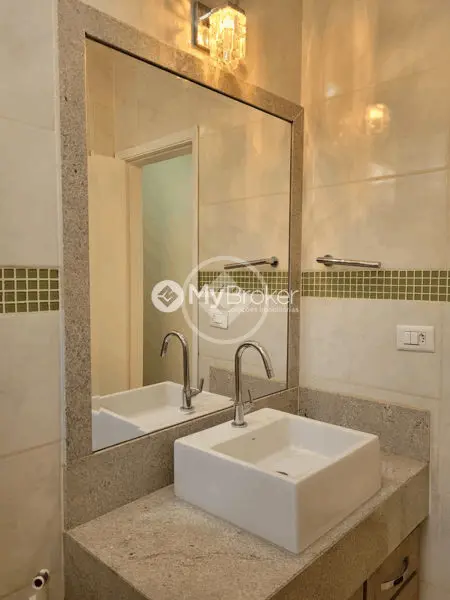 Imagem 2 - Casa em BRASIL, Uberlândia - MG