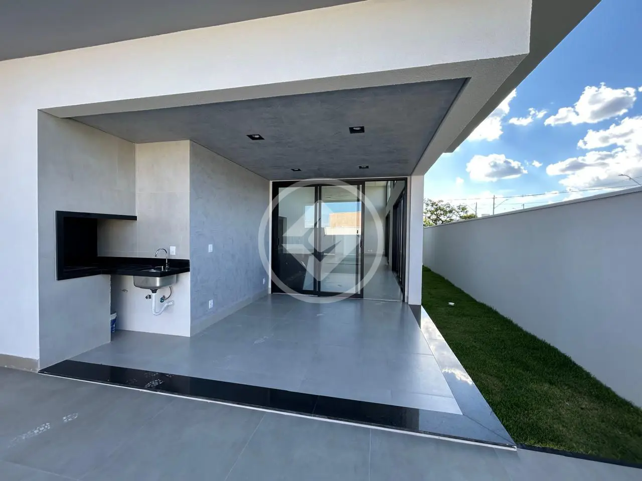 Imagem 2 - Casa Condomínio em Jardim Espanha, Uberlândia - MG