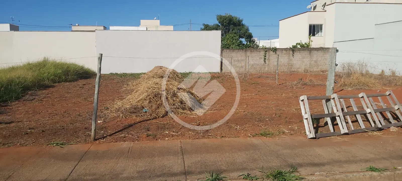 Imagem 1 - Terreno em Novo Mundo, Uberlândia - MG
