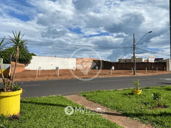 Imagem 1 - Terreno em Granada, Uberlândia - MG