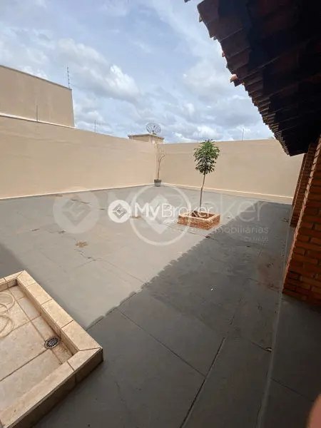 Imagem 2 - Sobrado em Vigilato Pereira, Uberlândia - MG