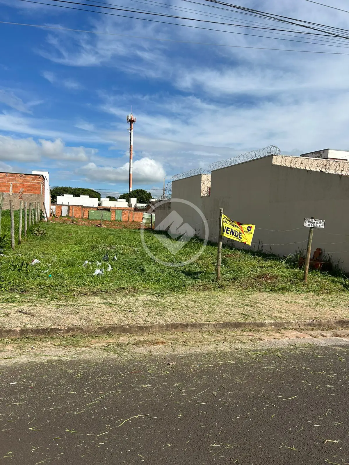 Imagem 1 - Terreno em Jardim Ipanema, Uberlândia - MG