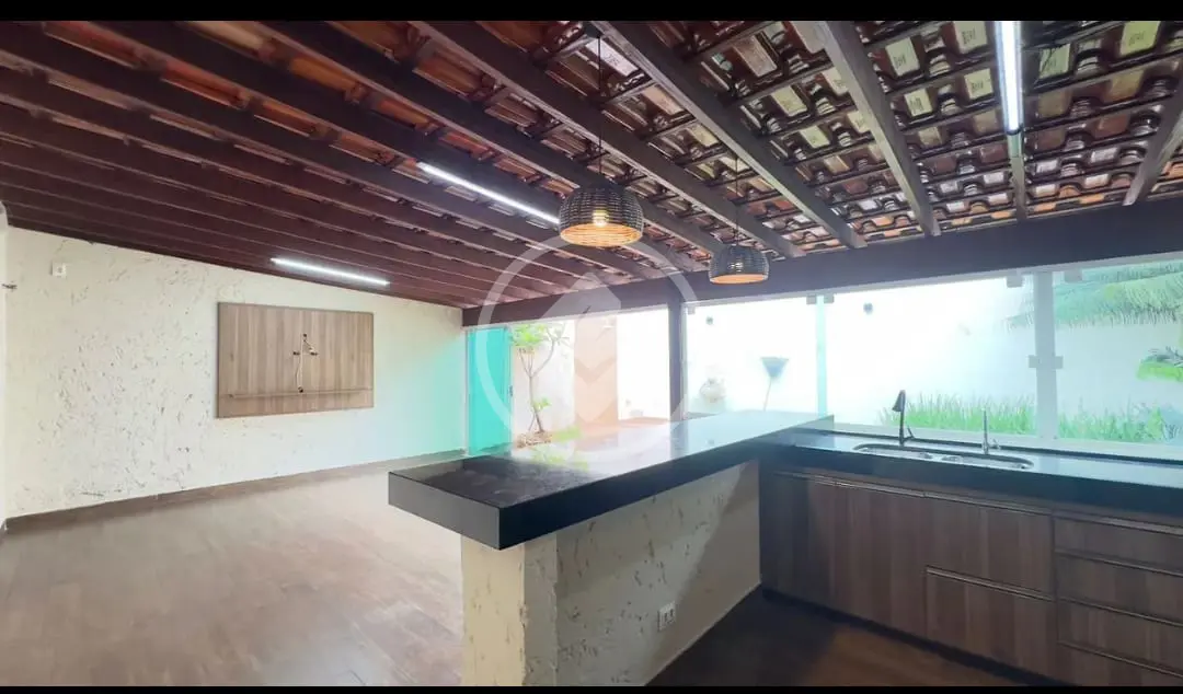 Imagem 2 - Casa Condomínio em JARDIM HOLANDA, Uberlândia - MG