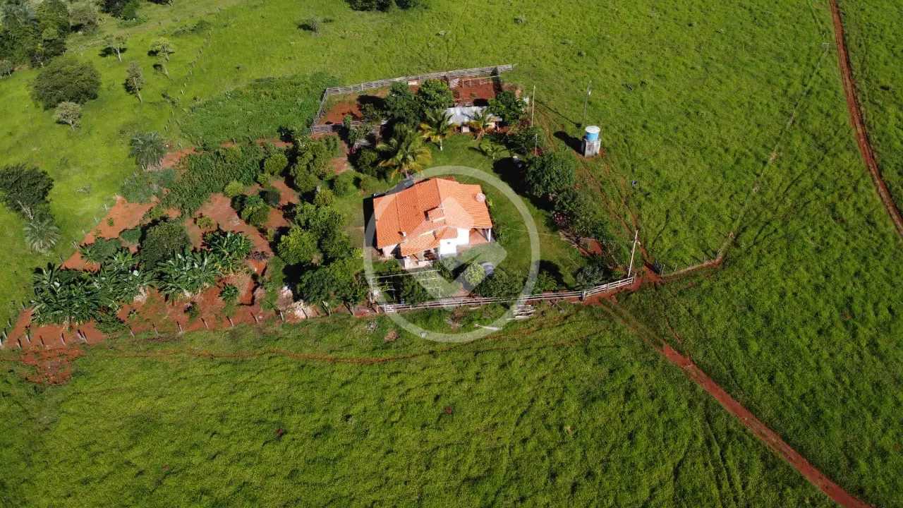 Fazenda Rural, Pedrinópolis - MG — foto 1