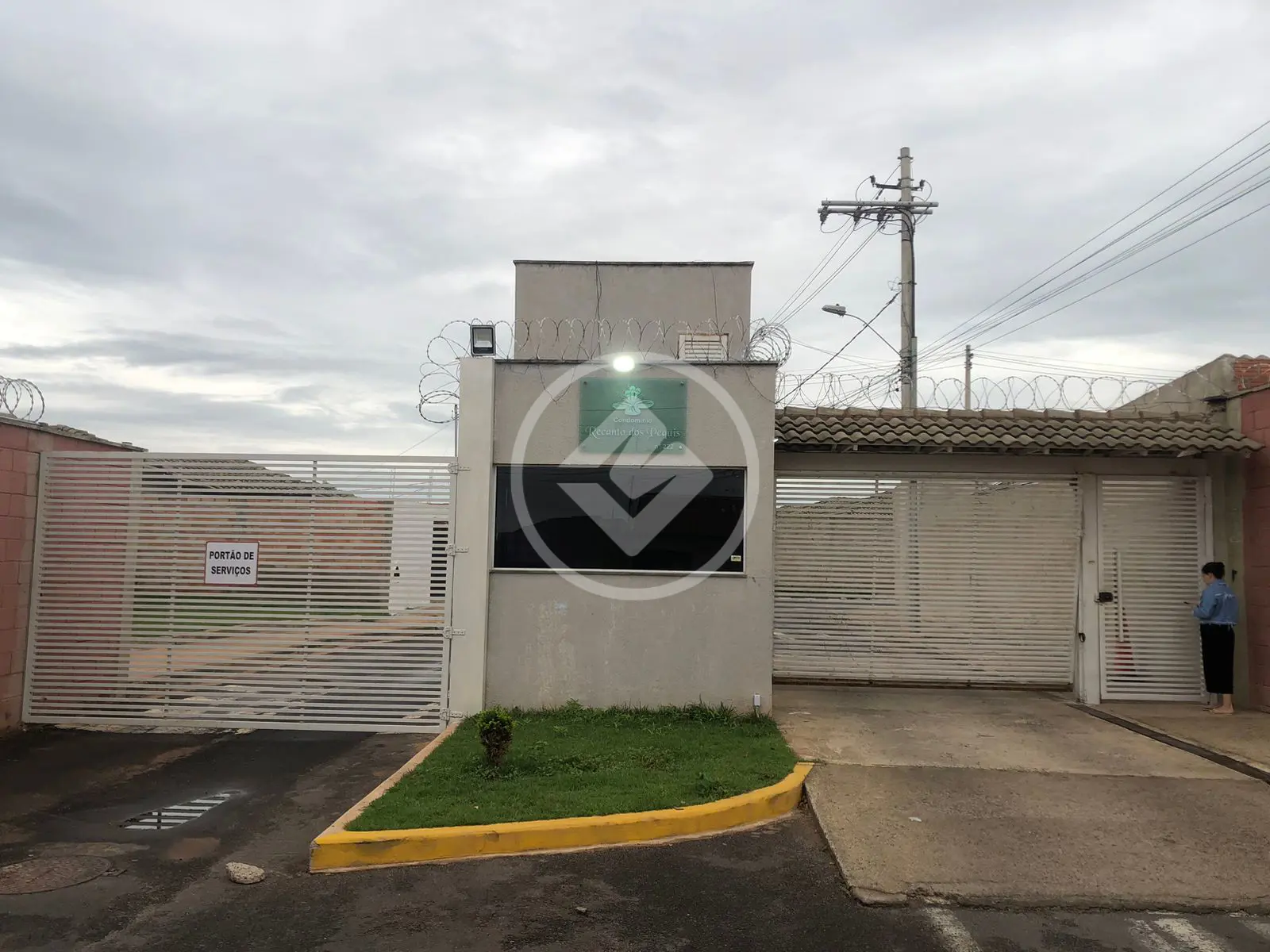 Casa Condomínio Loteamento Residencial Pequis, Uberlândia - MG — foto 1