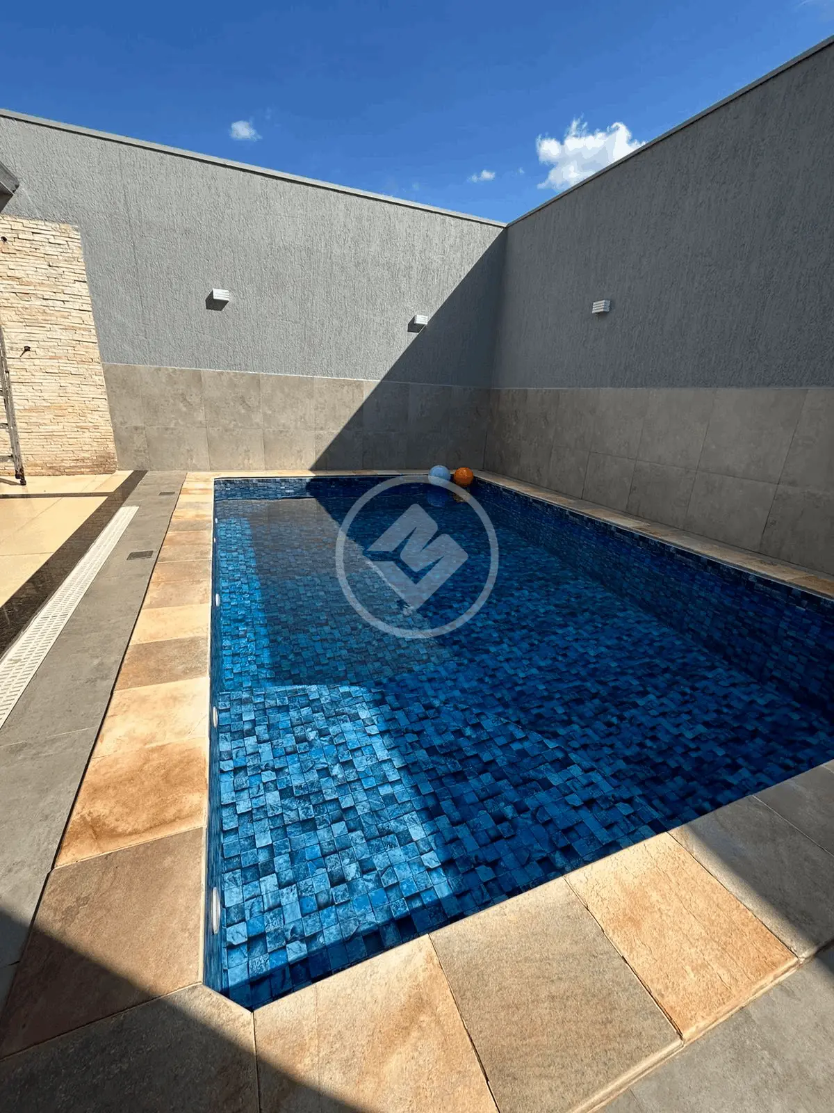 Casa Laranjeiras, Uberlândia - MG — foto 1
