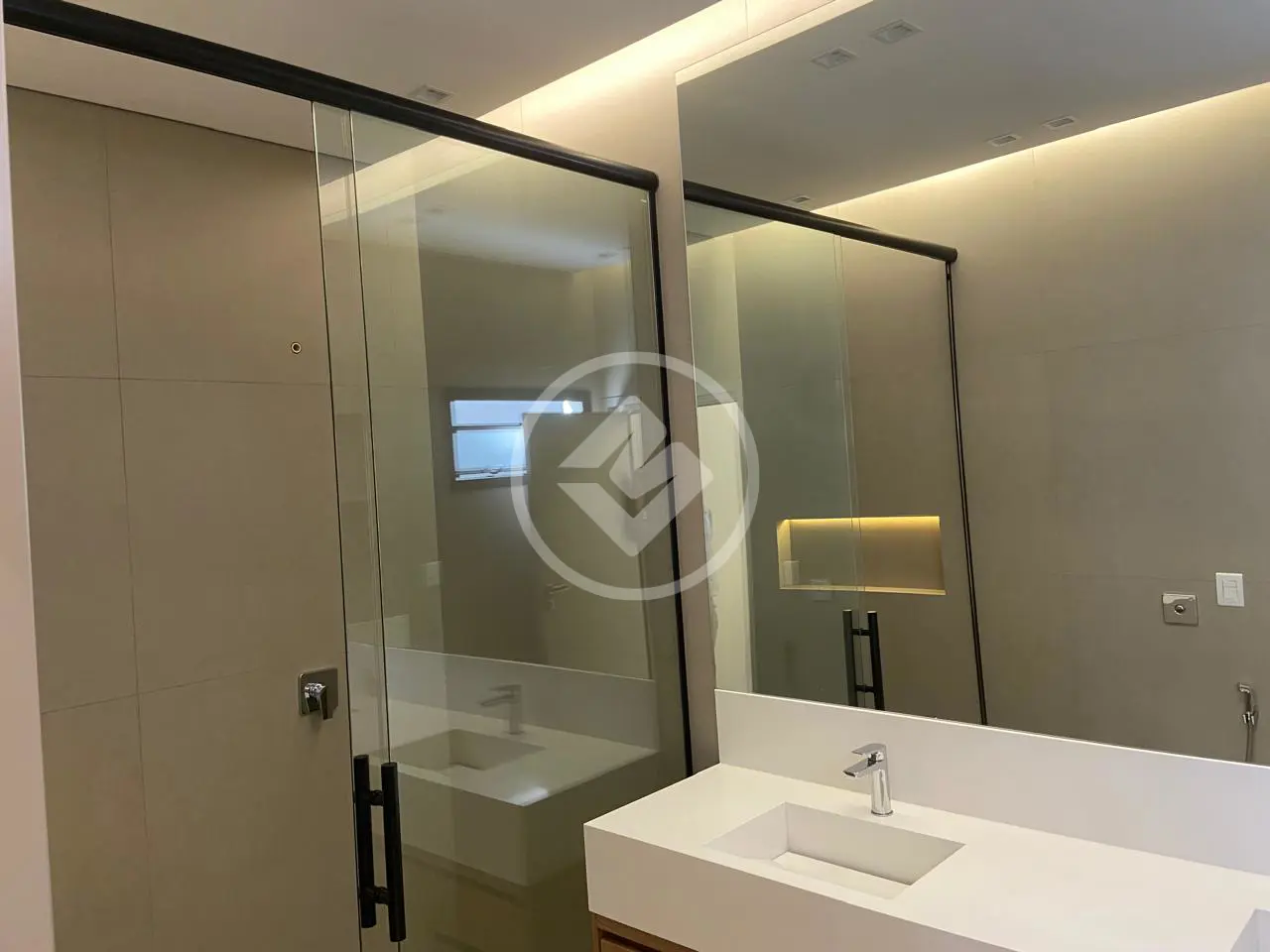 Casa Condomínio Jardim Espanha, Uberlândia - MG — foto 2
