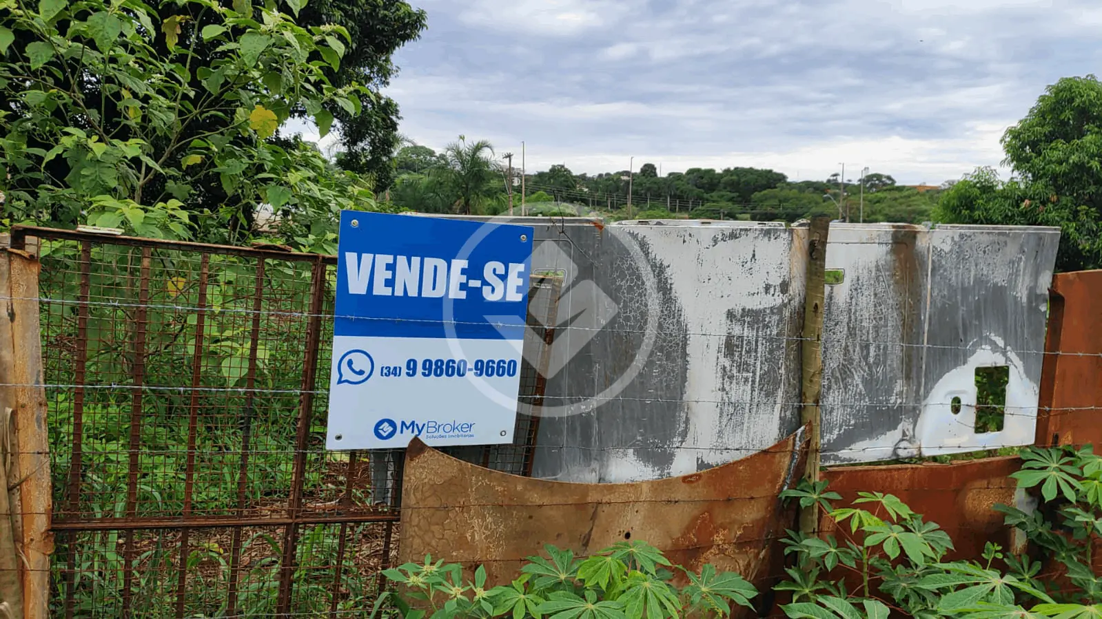 Terreno Dona Zulmira, Uberlândia - MG — foto 1