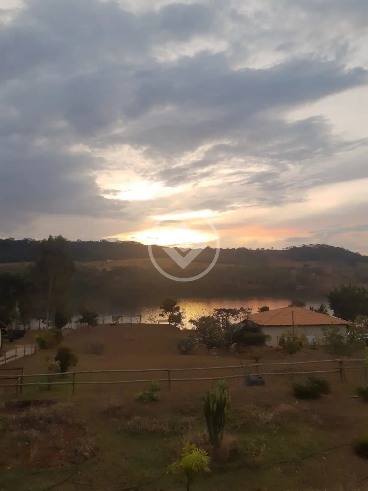 Imagem 1 - Chácara em Área Rural de Uberlândia, Uberlândia - MG