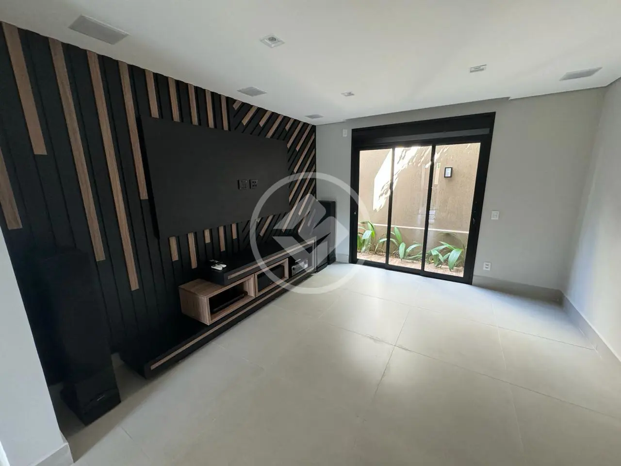 Casa Condomínio Condomínio Arara Vermelha, Ribeirão Preto - SP — foto 2