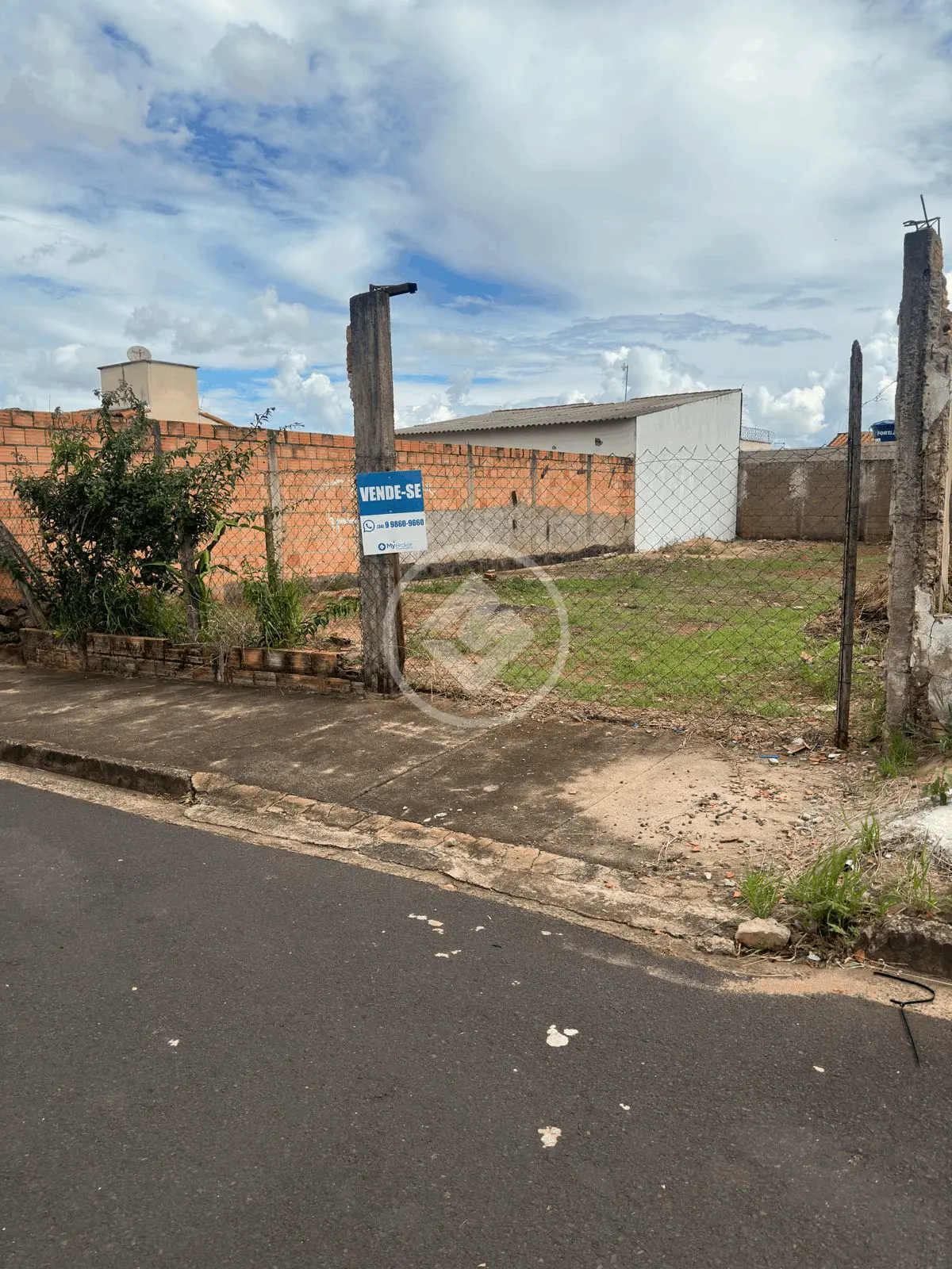 Terreno Jardim Europa, Uberlândia - MG — foto 1