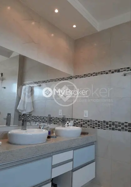 Casa Jardim Karaíba, Uberlândia - MG — foto 2