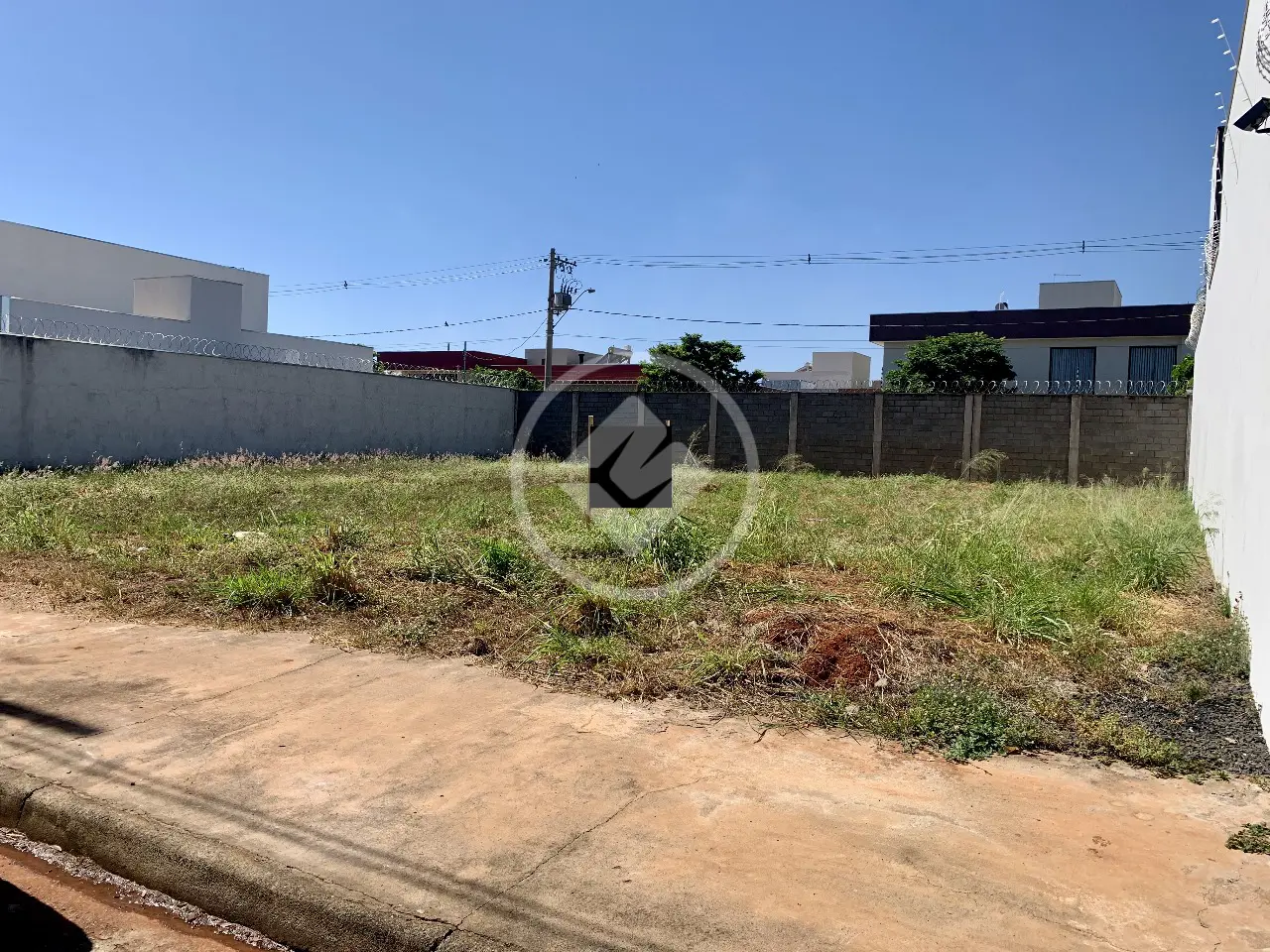 Terreno Novo Mundo, Uberlândia - MG — foto 1