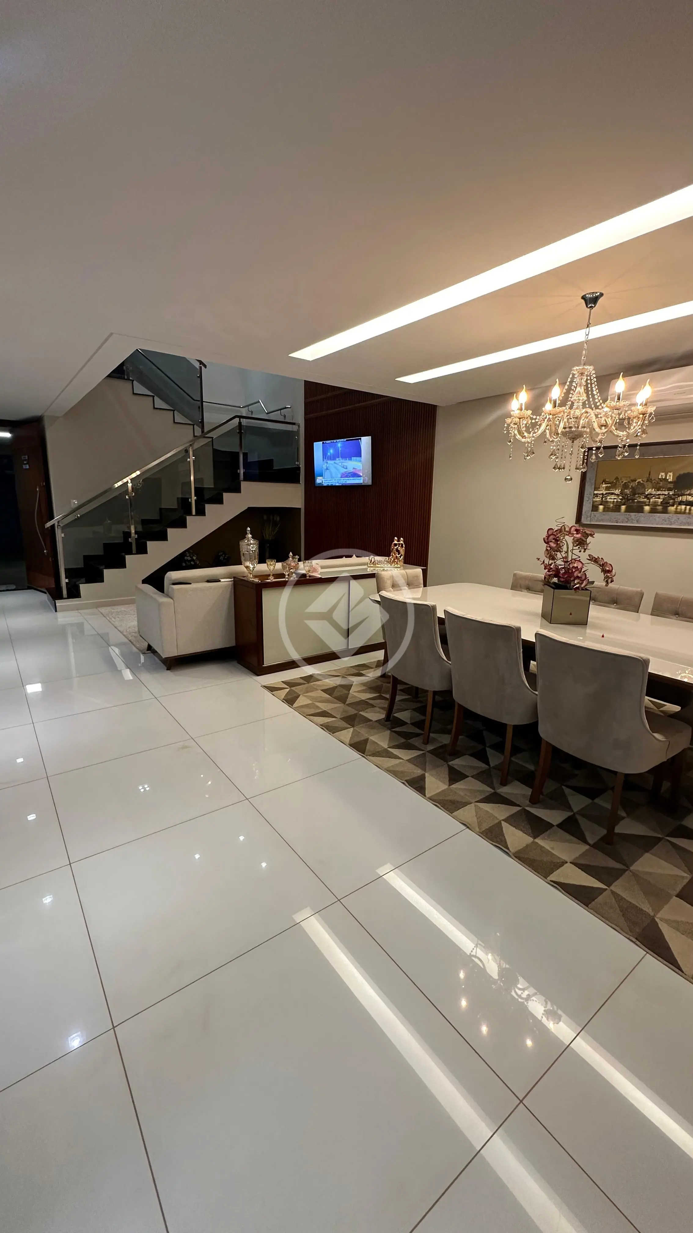 Sobrado Santa Mônica, Uberlândia - MG — foto 1