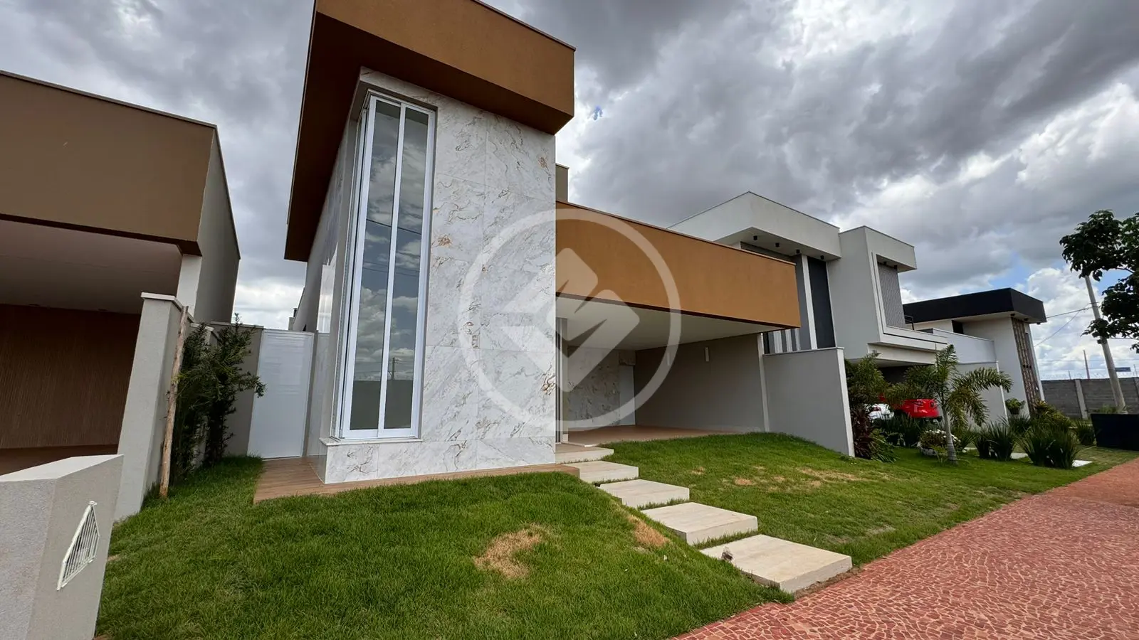 Imagem 1 - Casa Condomínio em Novo Mundo, Uberlândia - MG