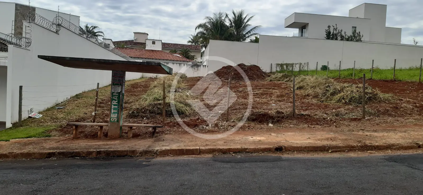 Imagem 1 - Terreno em Morada da Colina, Uberlândia - MG