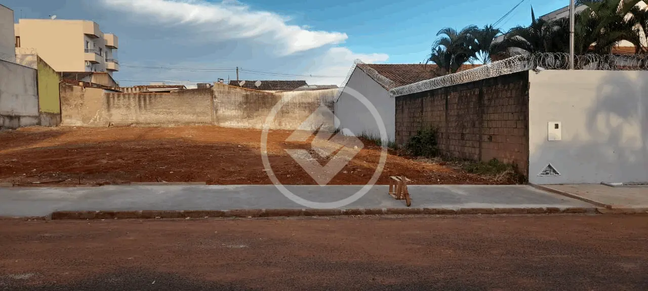 Terreno Segismundo Pereira, Uberlândia - MG — foto 1