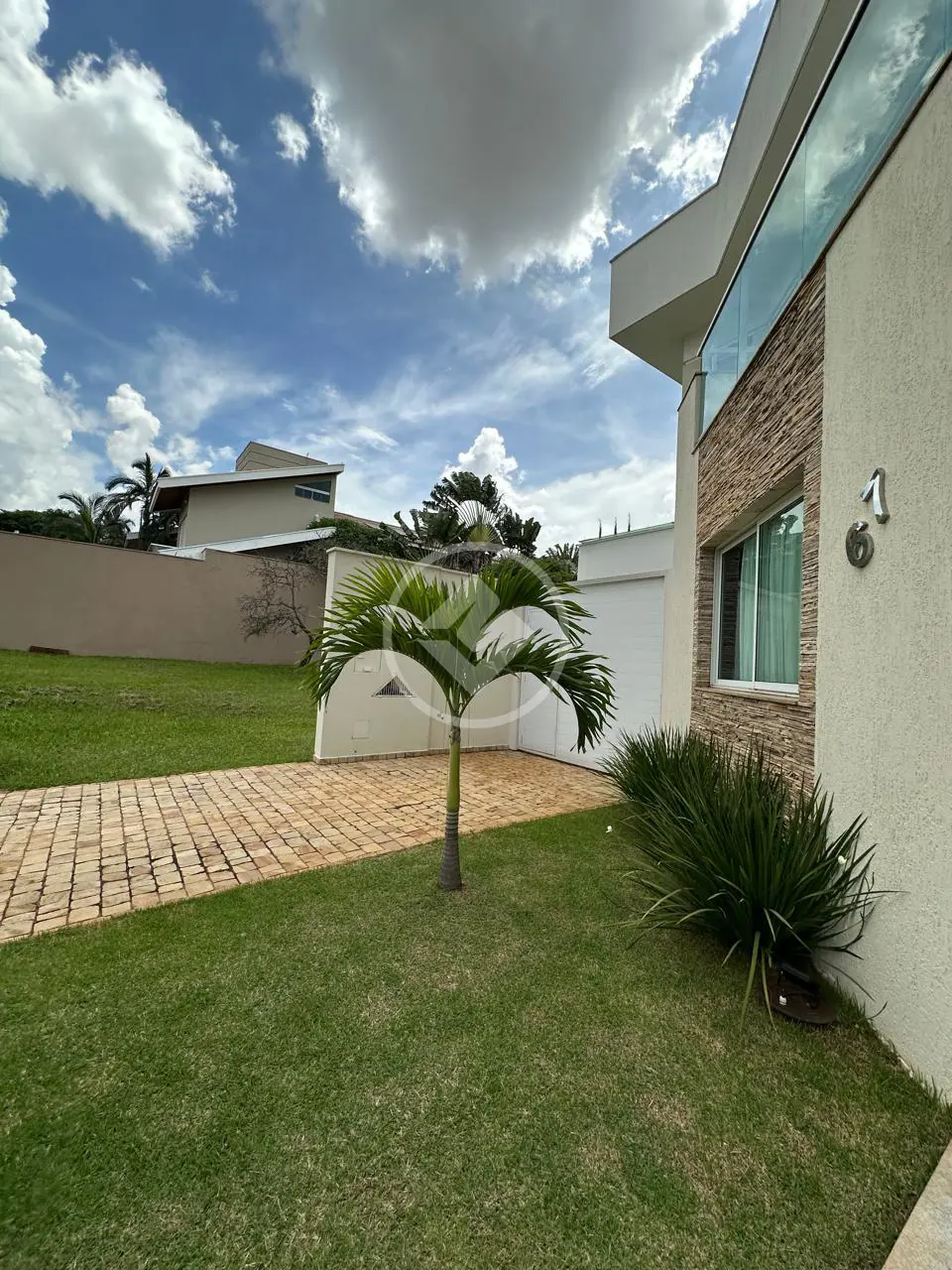 Casa Condomínio Jardim Karaíba, Uberlândia - MG — foto 2
