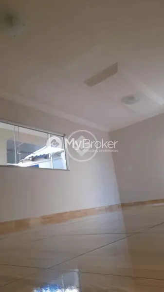 Imagem 1 - Casa em BRASIL, Uberlândia - MG